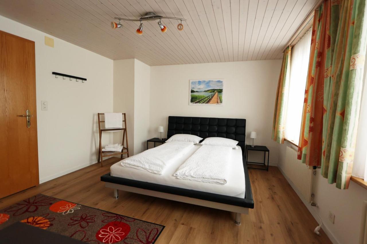 Dorf-Schmiede - Bed Und Breakfast Mullheim Exterior foto